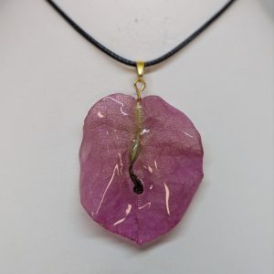 Collier Bougainvillier rose tendre