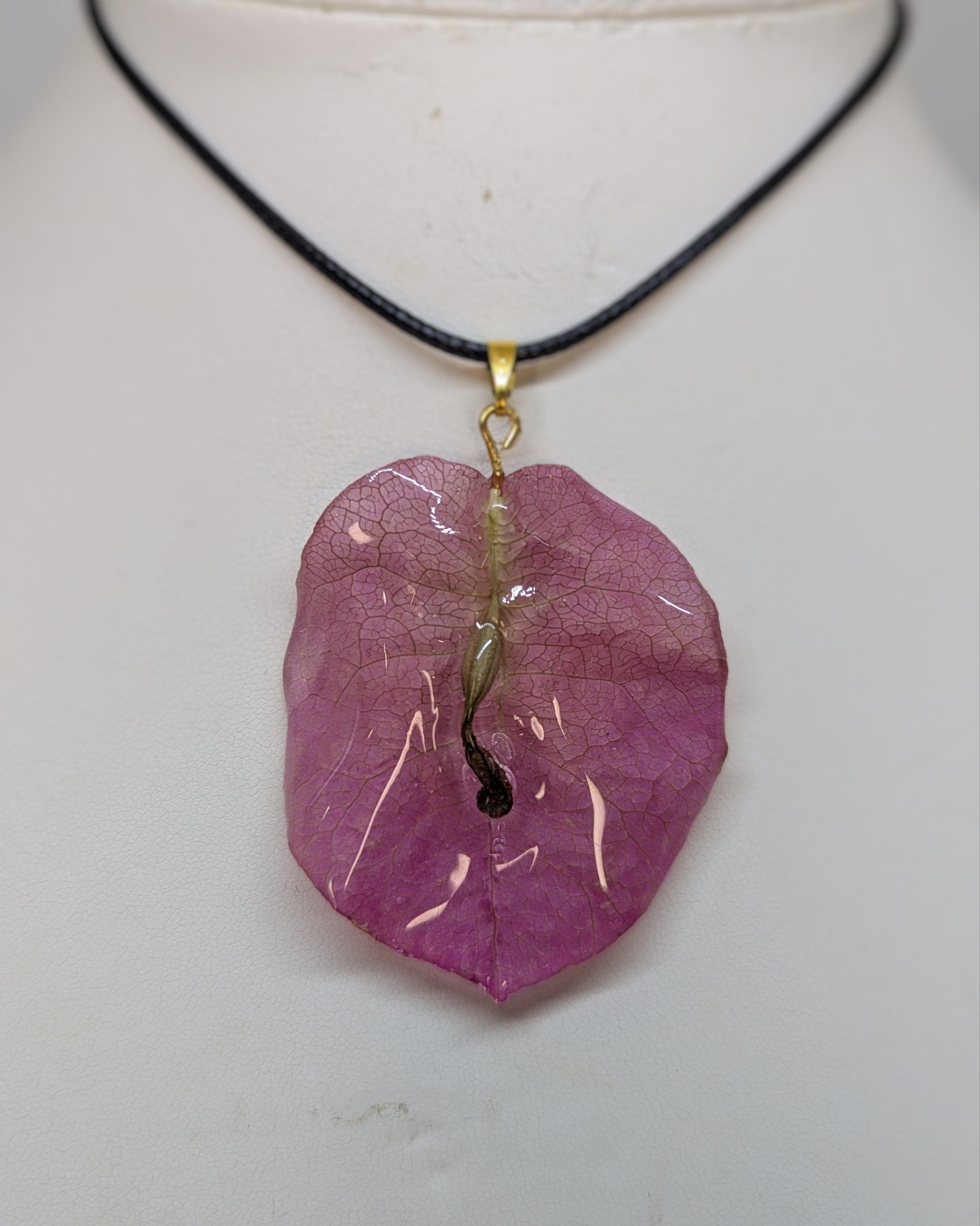 Collier Bougainvillier rose tendre